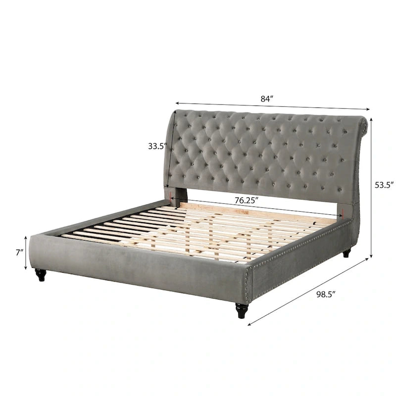 Cama trineo de terciopelo gris, capitoné con botones, ribete de tachuelas – Queen/King
